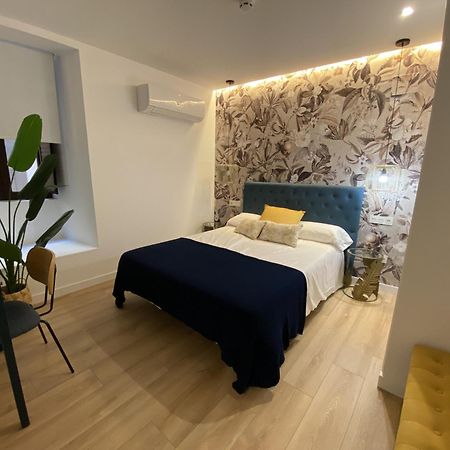 Apartamentos Penalara Segovia Esterno foto