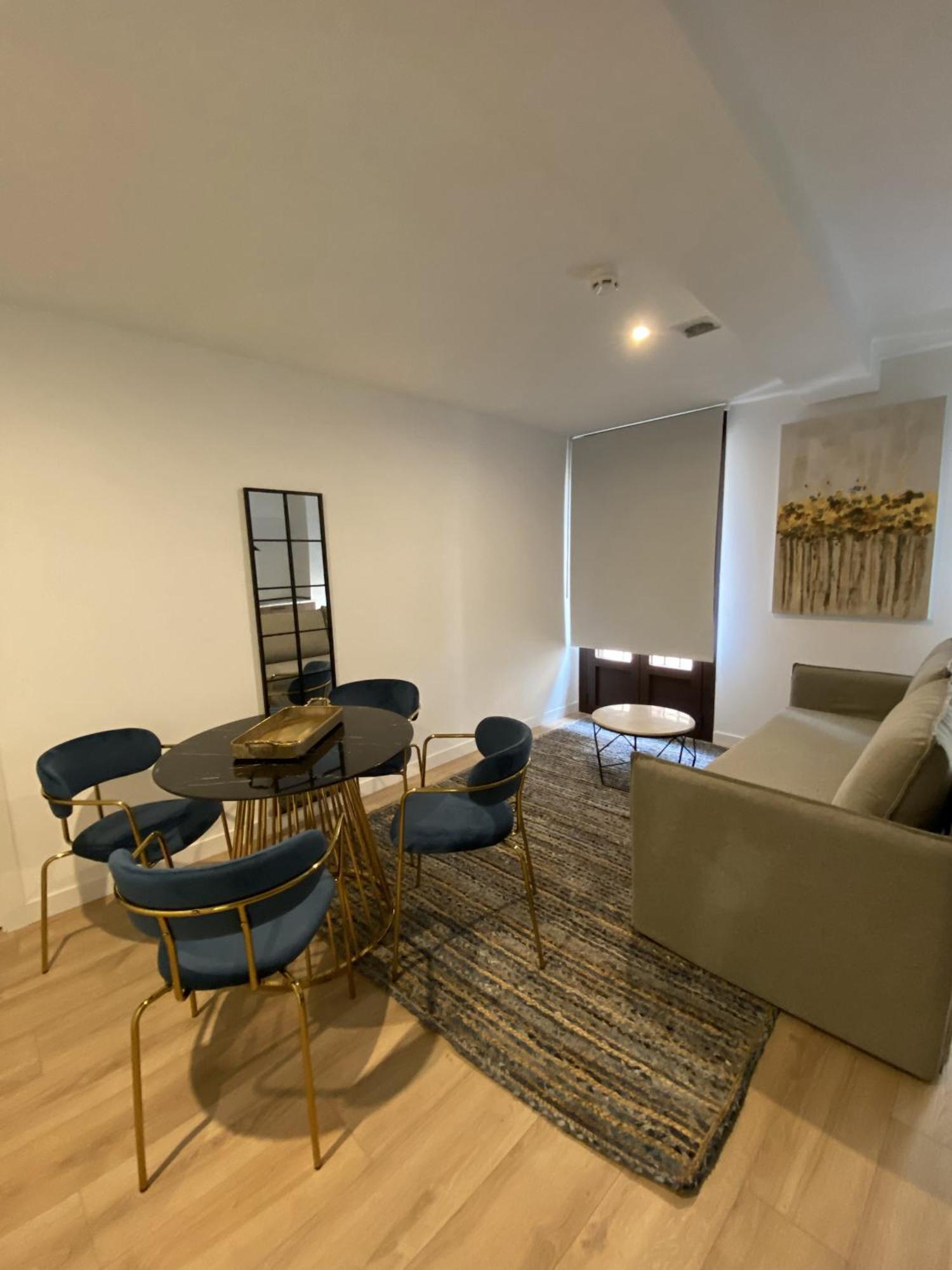 Apartamentos Penalara Segovia Esterno foto