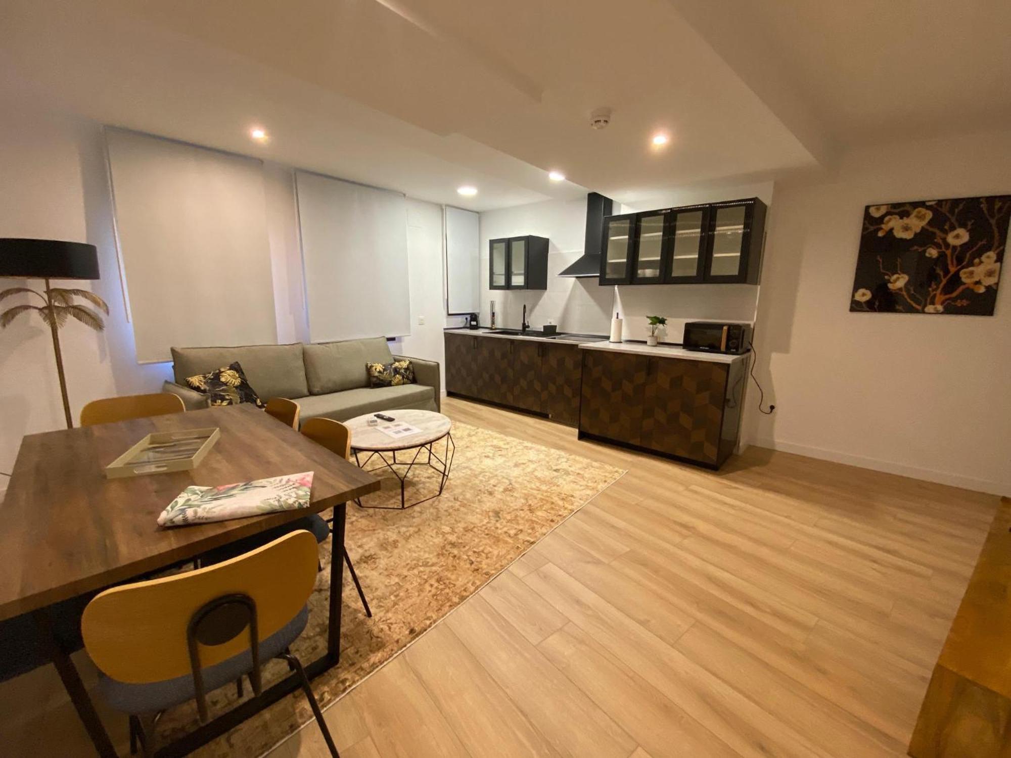 Apartamentos Penalara Segovia Esterno foto