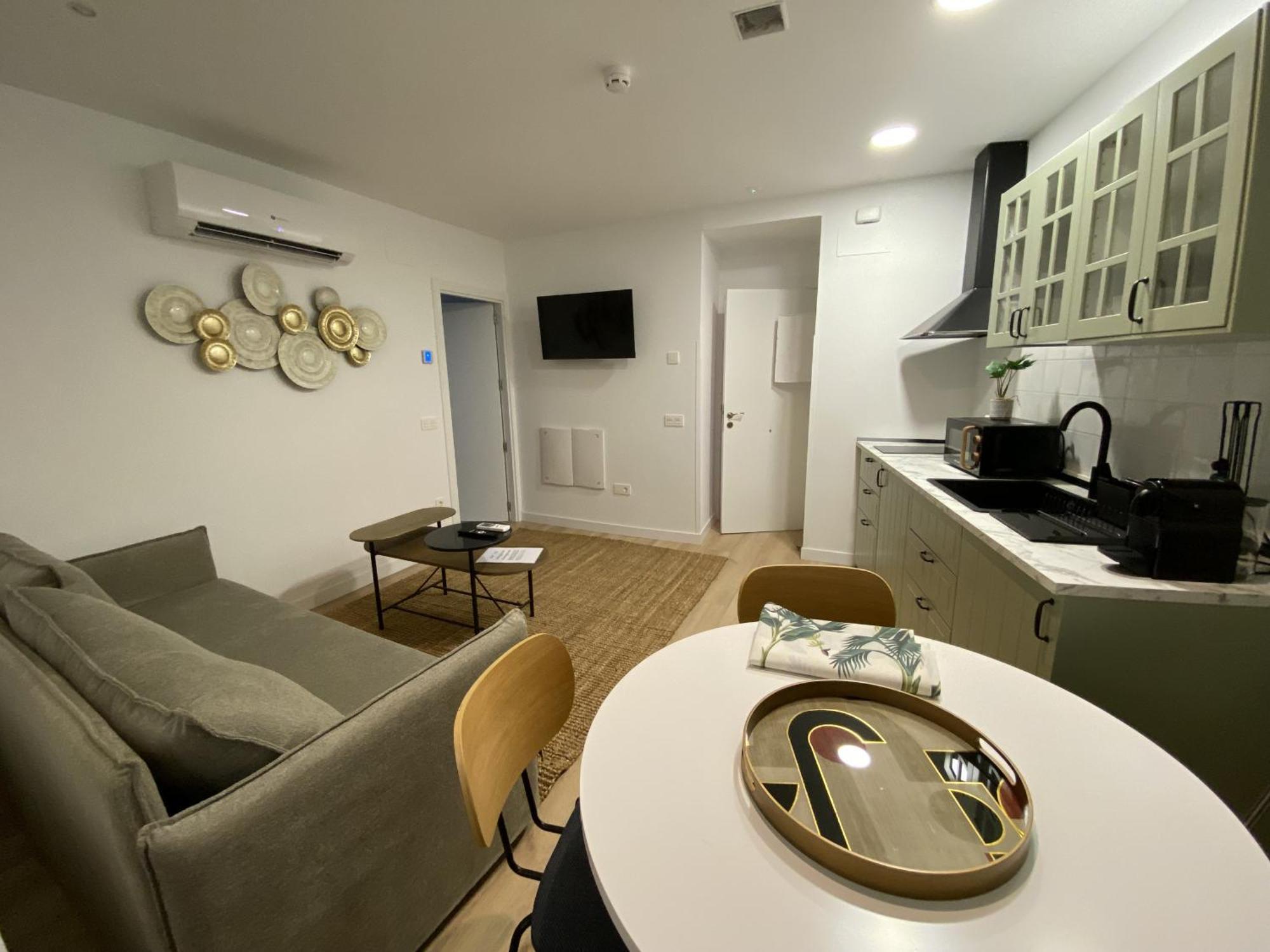 Apartamentos Penalara Segovia Esterno foto