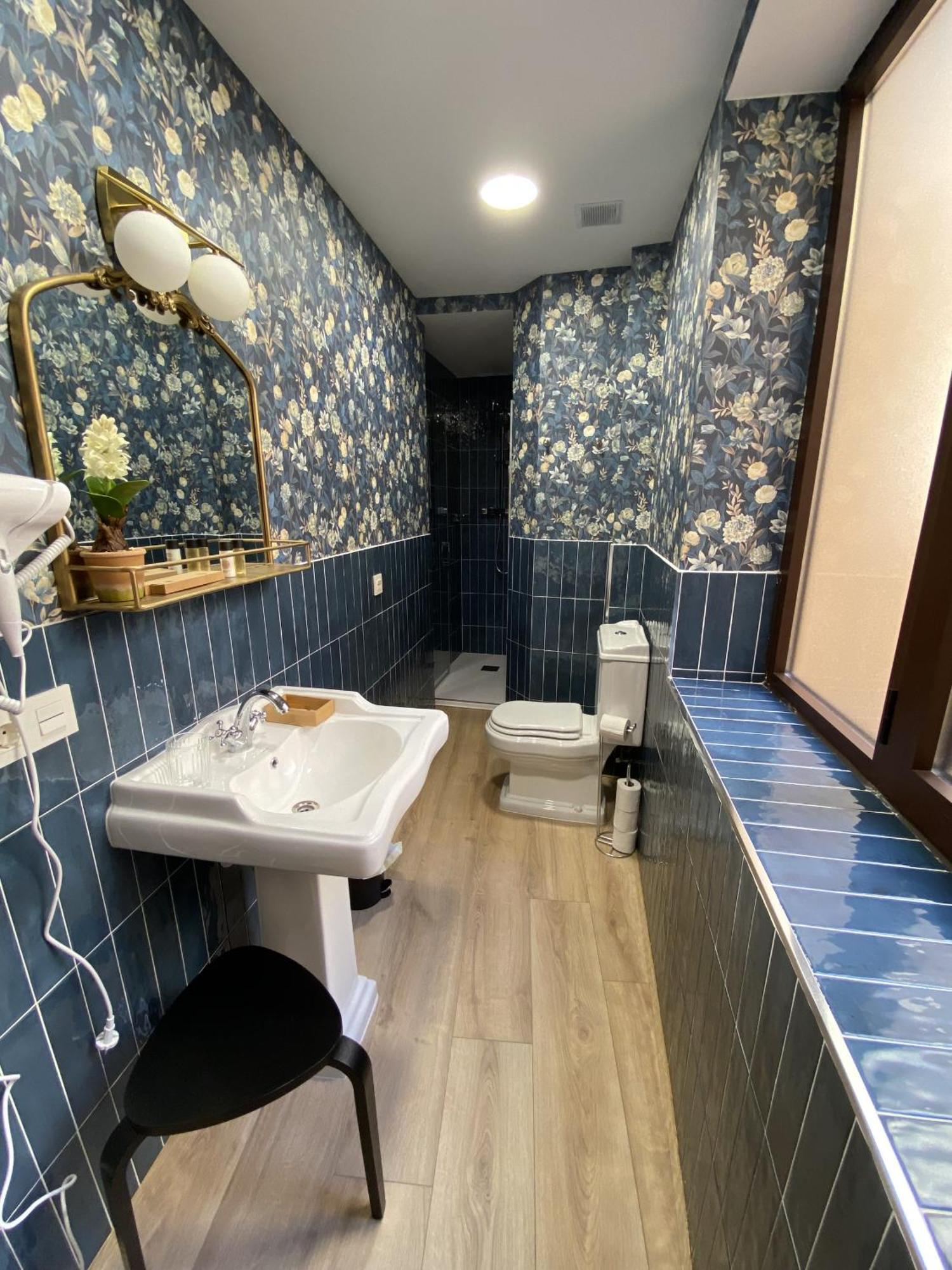 Apartamentos Penalara Segovia Esterno foto