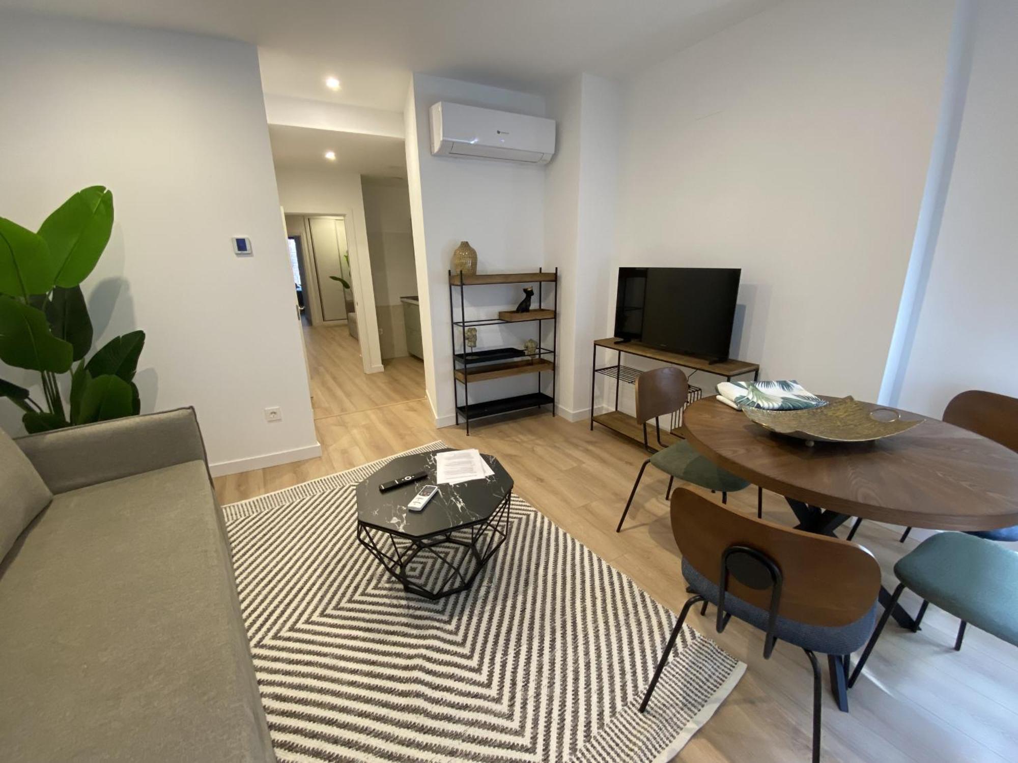 Apartamentos Penalara Segovia Esterno foto