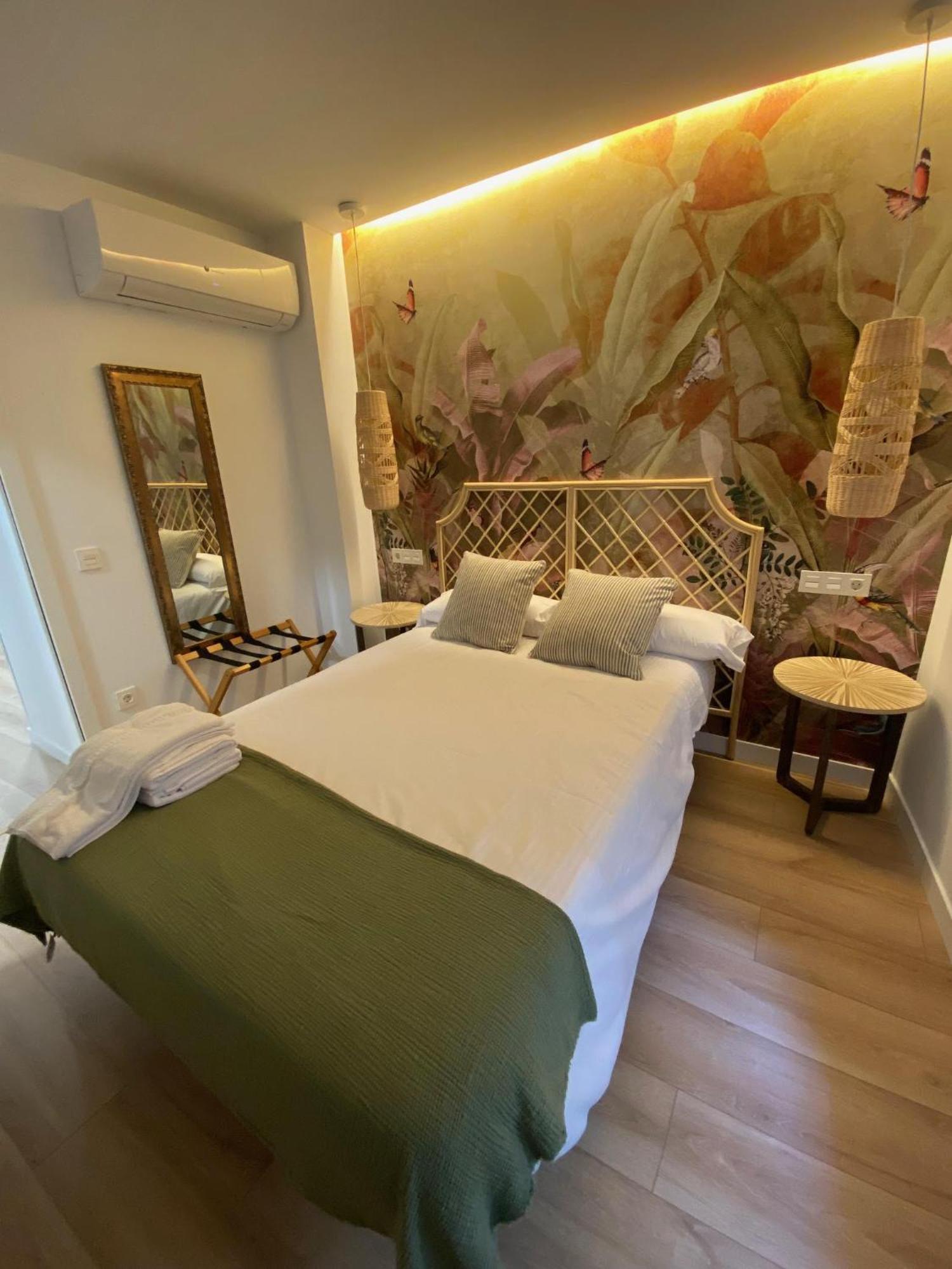 Apartamentos Penalara Segovia Esterno foto